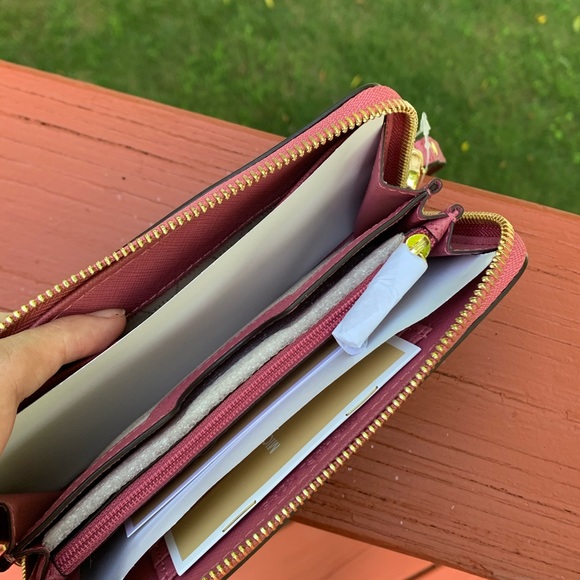 SOLD NWT MICHAEL KORS JET SET LARGE CROSSBODY - Picture 7 of 8